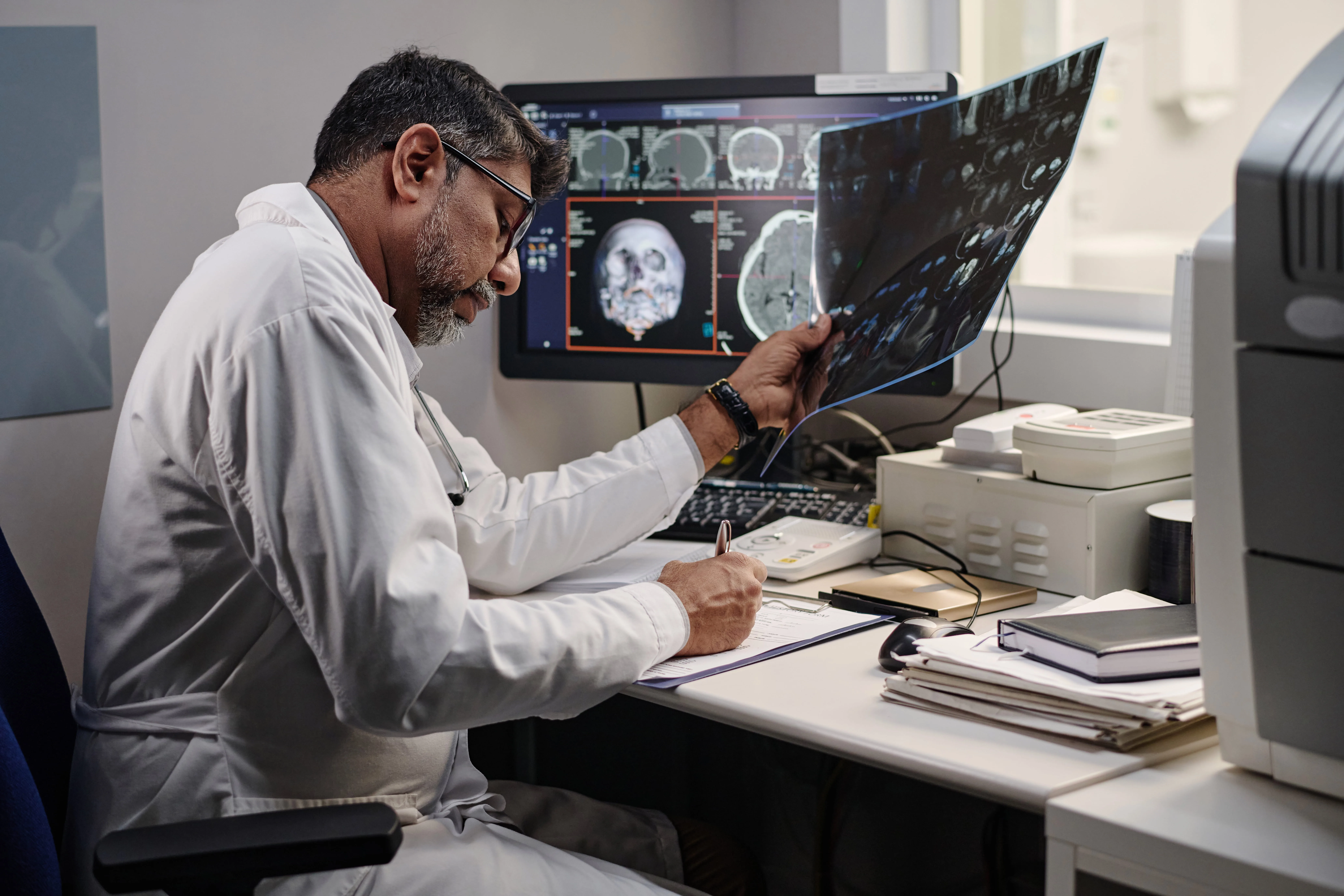 How a Radiology Billing Company Can Reduce 26/TC Revenue Leakage