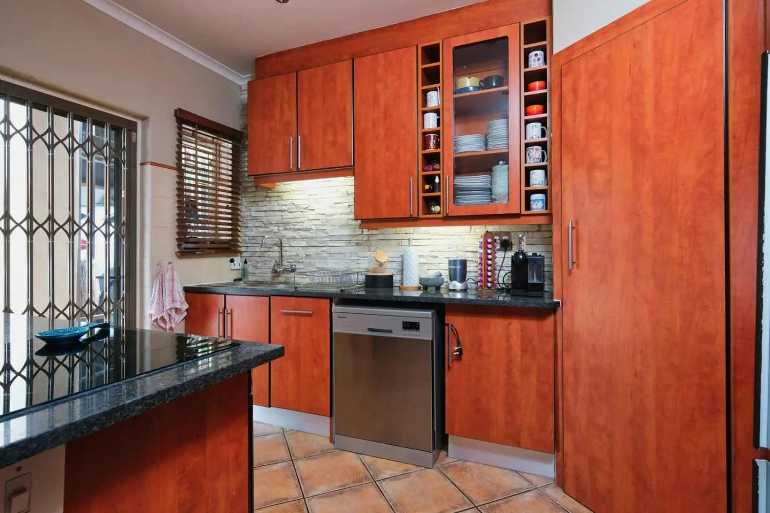 Kitchen Cabinets in Apopka, FL: 2026 Styles, Costs & What to Expect from a Local Cabinet Company