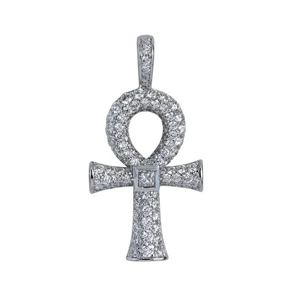 Diamond Pendants in Dubai: How to Choose the Perfect Piece