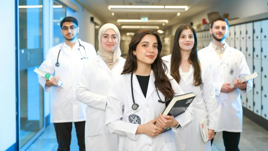 How an MBBS Admission Consultant in Bangalore Can Simplify Your Admission Journey