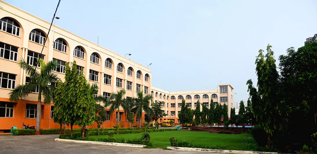 How Does a Top CBSE School in Kalyan Prepare Students for Competitive Exams?
