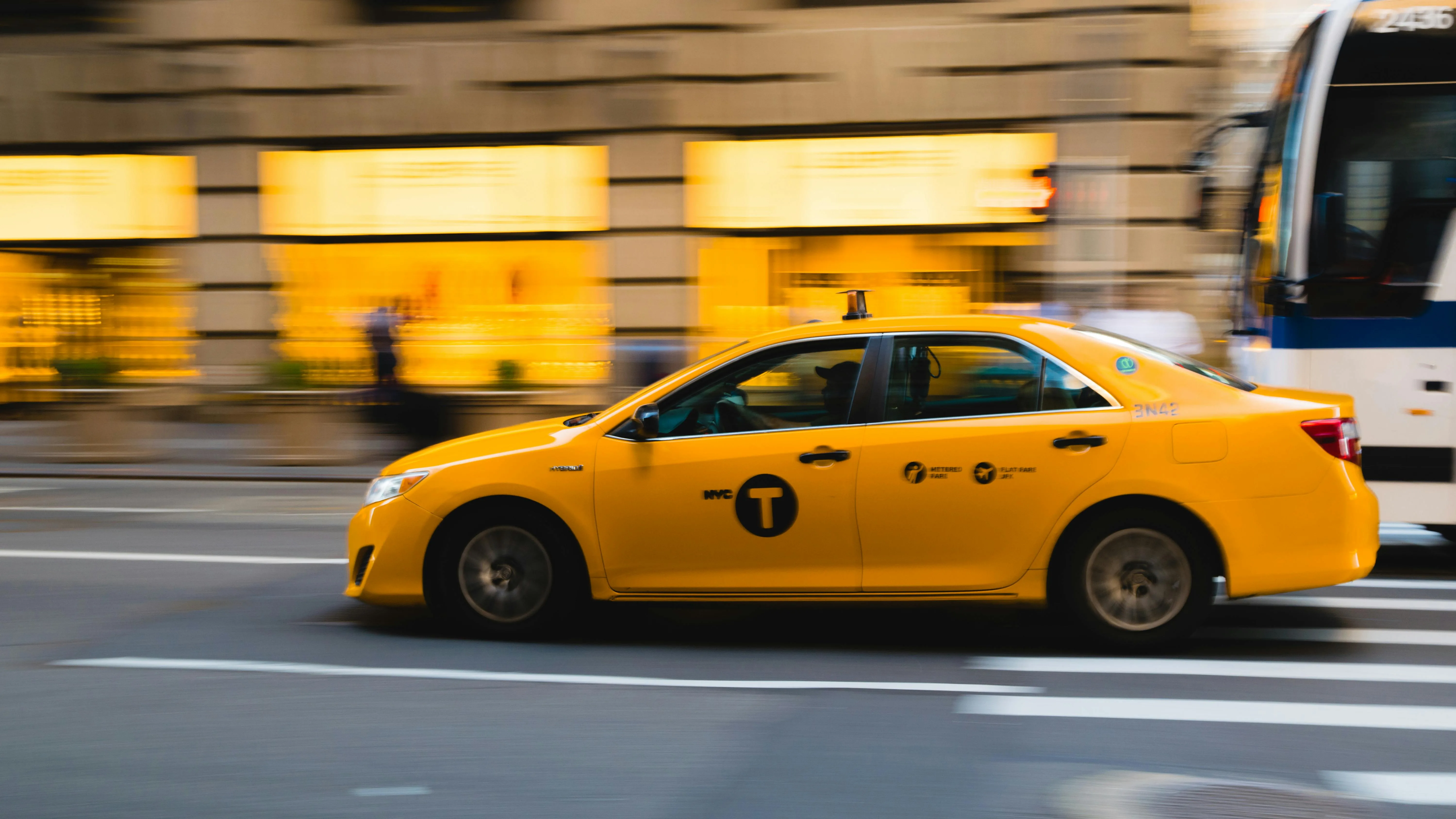 Lethbridge Taxi Services for Reliable Airport Transfers and Local Trips