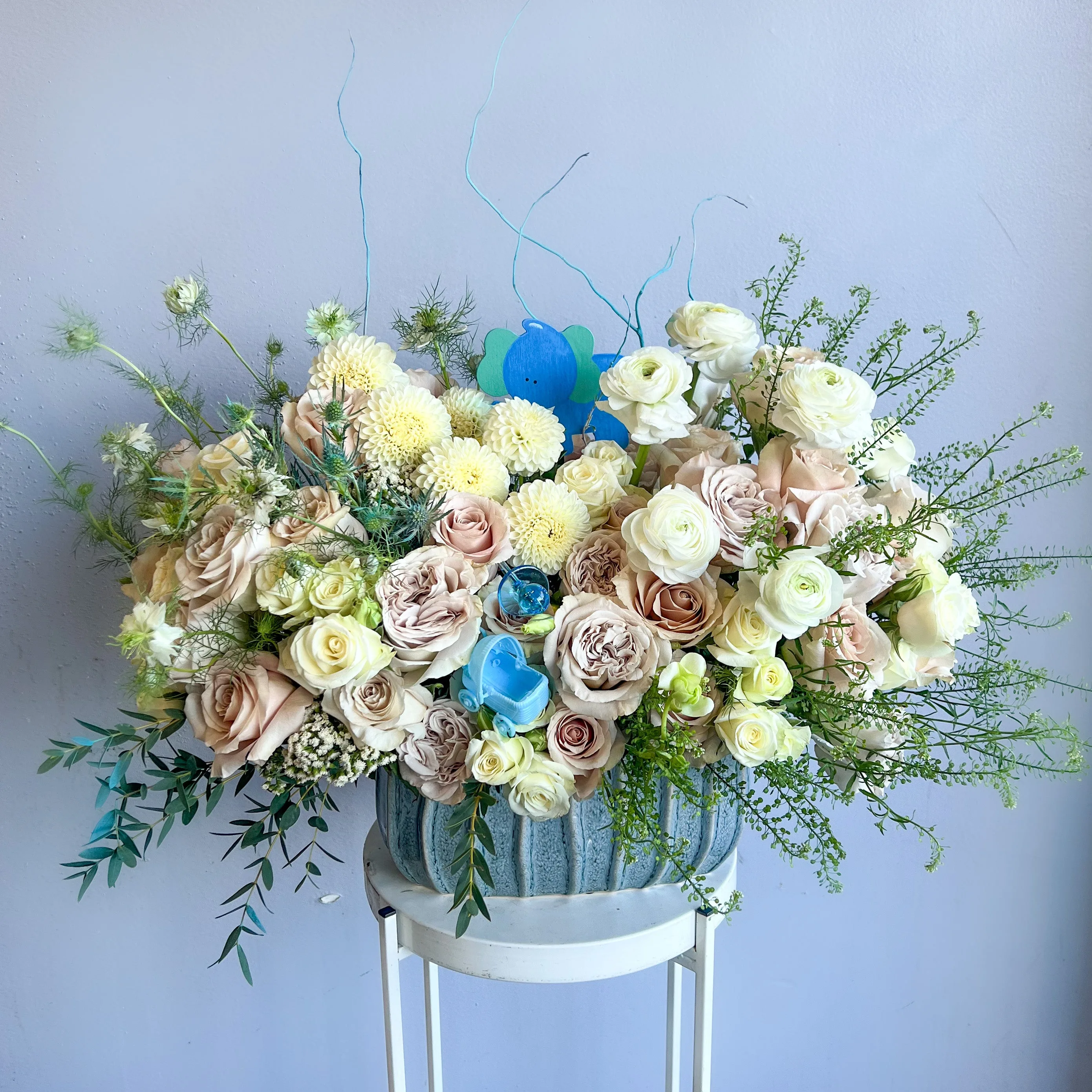 Celebrate Special Moments with a Beautiful Gender Reveal Floral Box Arrangement in USA
