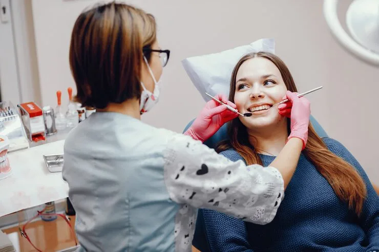 Root Canal vs Tooth Extraction: What Tambaram Patients Should Choose & Why?