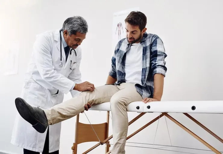 Why Consult Top Orthopedic Doctors in Delhi for Pain?