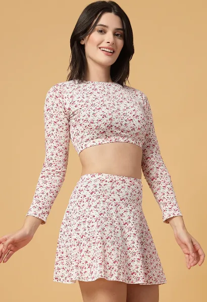 Womens Skirted Swimsuits and 2 Piece Swimming Costume Trends for Stylish Beachwear