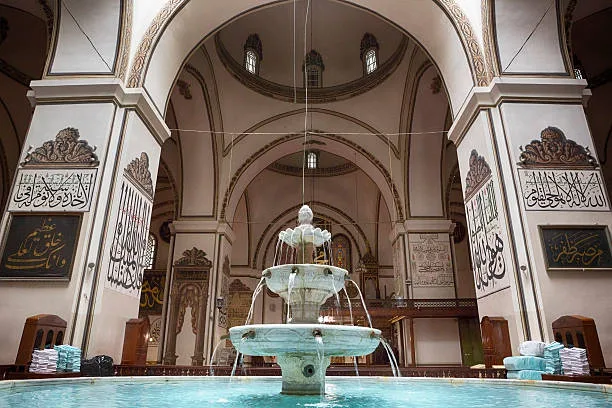 Custom Fountains That Actually Feel Alive: Not Just Decor, But a Whole Mood