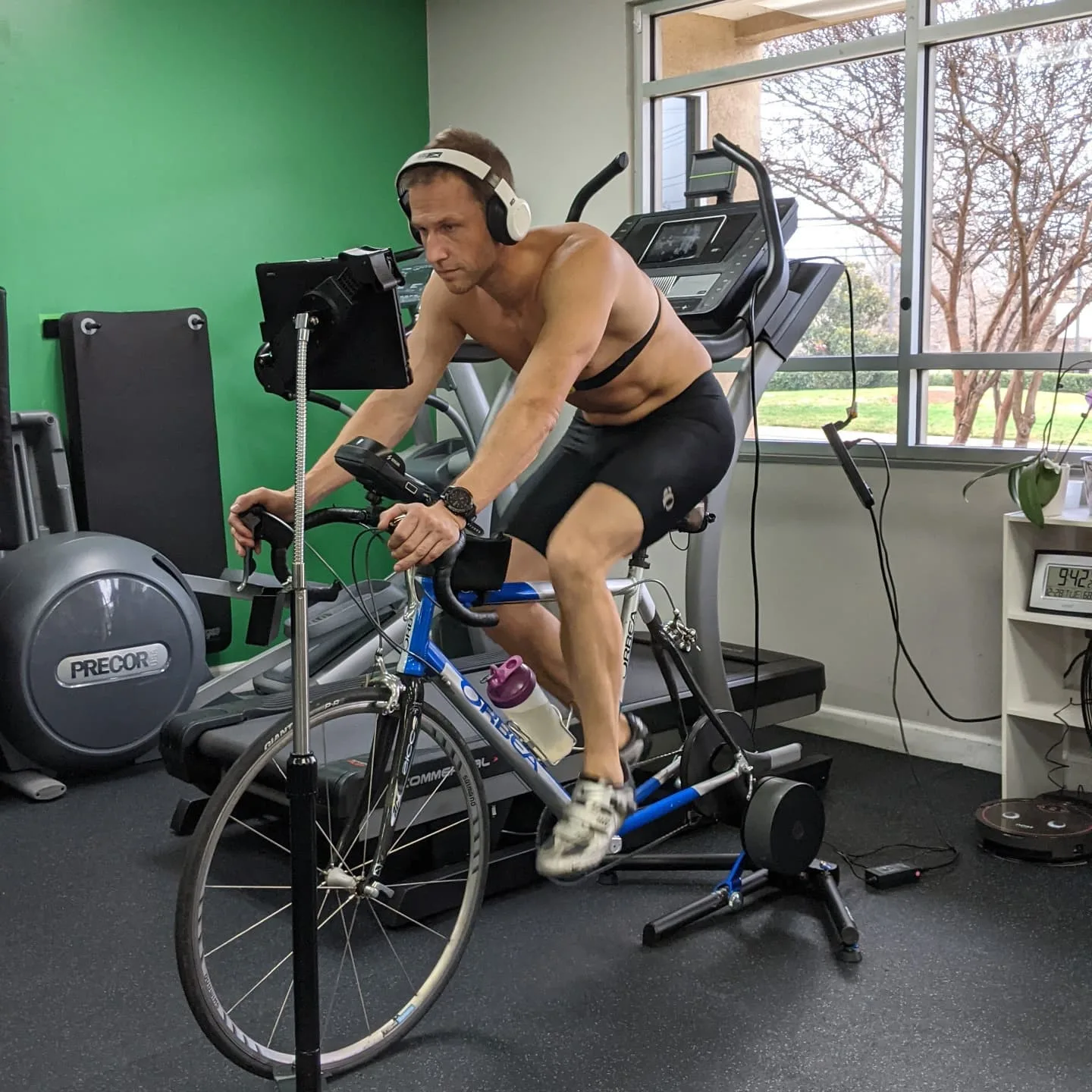 Are you ready to Get Fit From Anywhere? The Advantages of Online Fitness Training Programs in Charlotte.