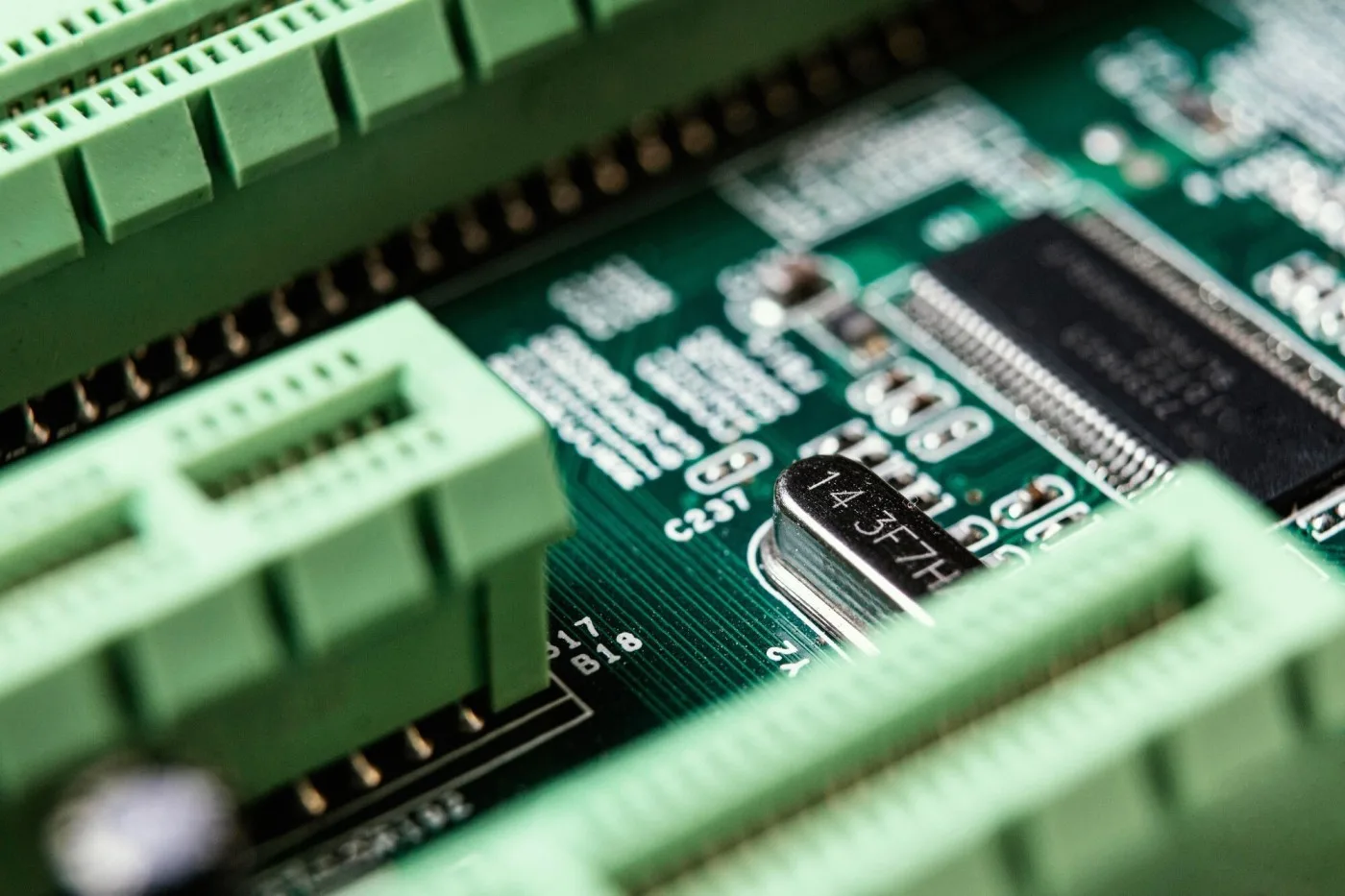 Ensuring Electronic Reliability with Advanced Signal & Power Integrity Methods