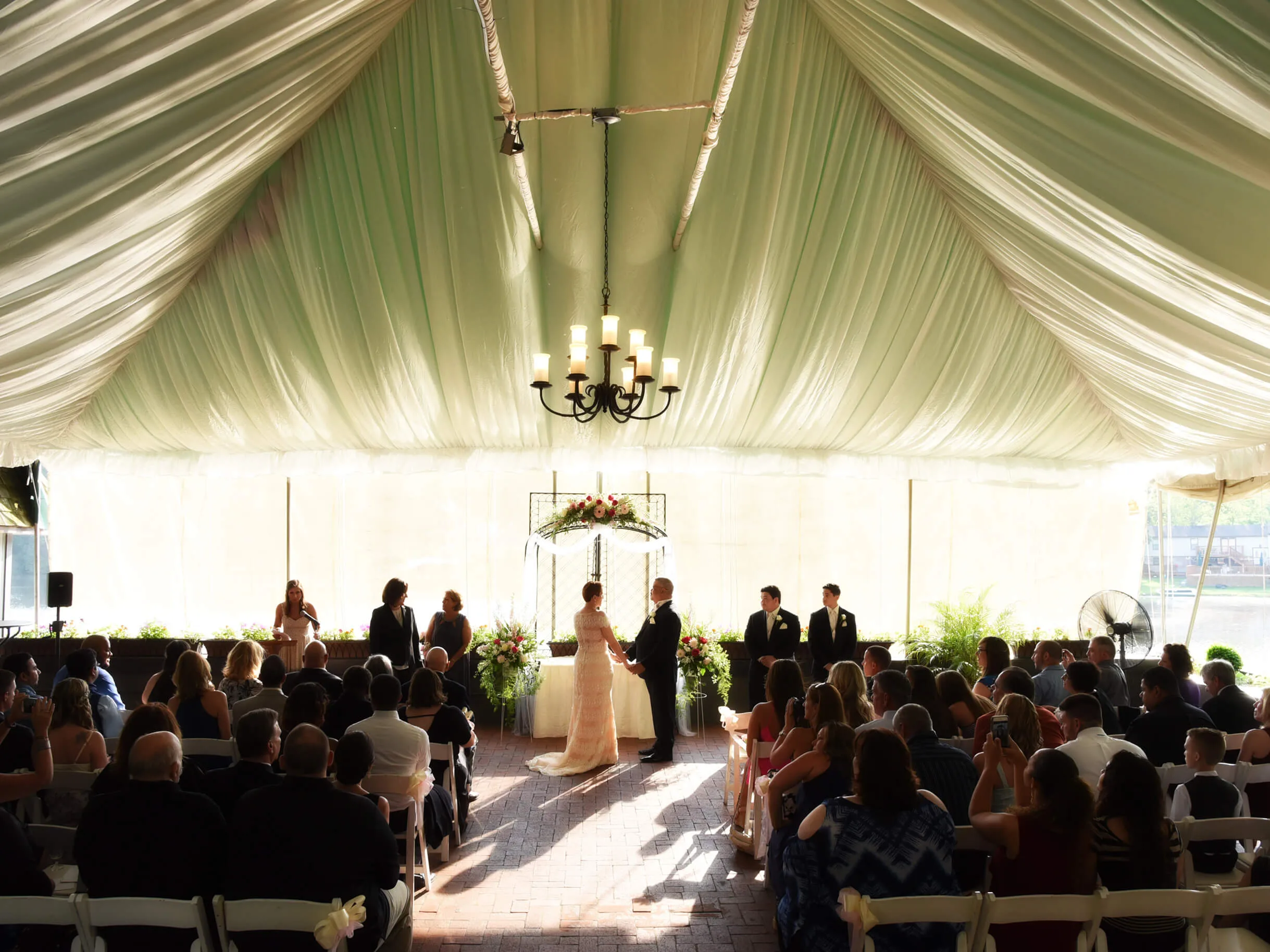 Lighting Trends at Rustic Wedding Venues in New Jersey