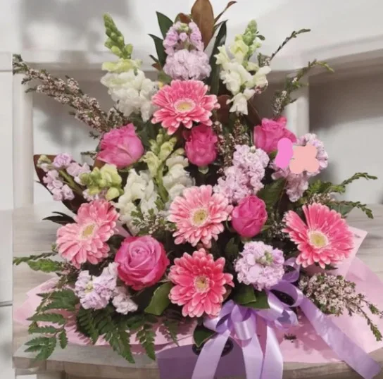 The Meaningful Role of Flowers in Everyday Connections