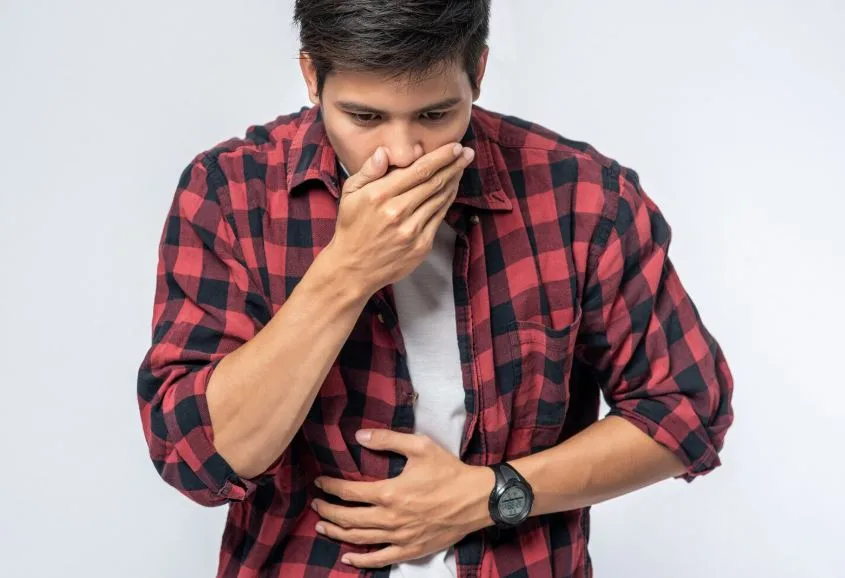 Acid Reflux vs Heartburn: What's the Difference?