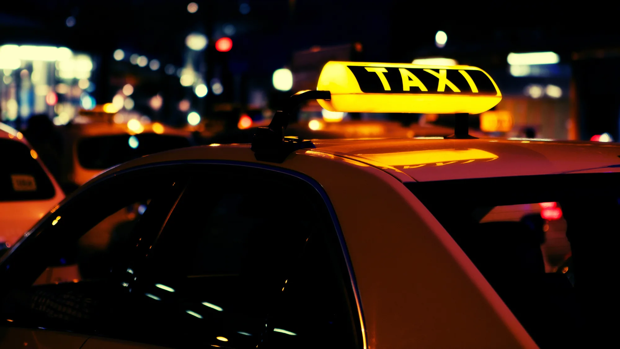 A Complete Guide to Choosing the Best Cranbourne West Taxi Service