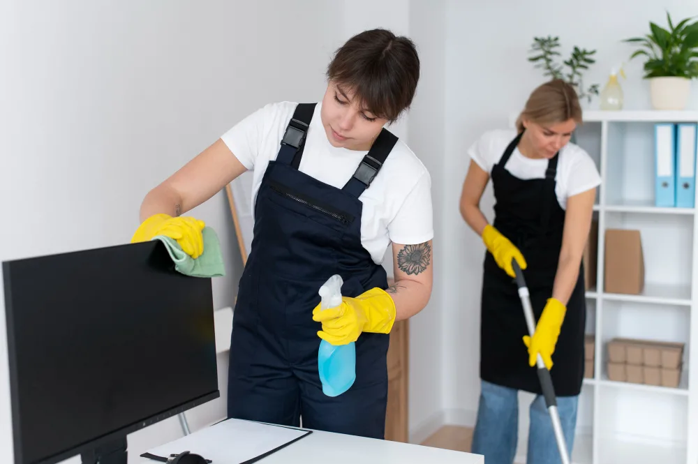 Why Hiring a Professional Cleaning Company in Ipswich Saves Time and Money