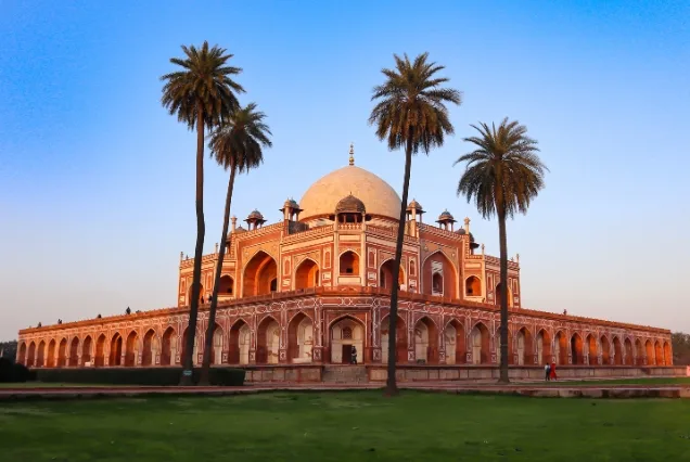 Golden Triangle Tour 4 Nights 5 Days: Explore the Grandeur of Delhi, Agra, and Jaipur