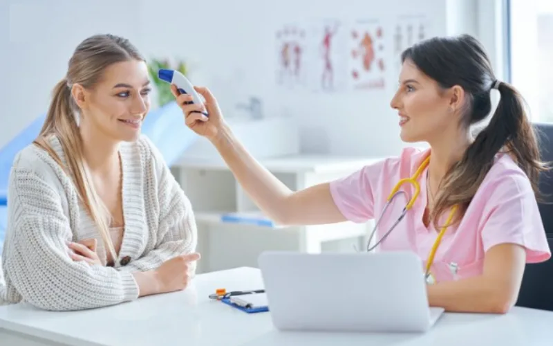 Natural Hormone Replacement Therapy : What Every Woman Should Know Before Starting Treatment