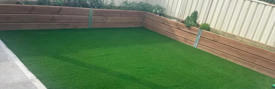 Fencing and Landscaping for Stylish Indoor & Outdoor Living