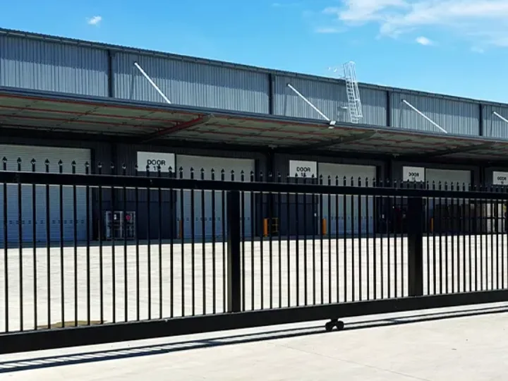 How Should a Data Centre Gate Be Selected for High-Security Access Control?