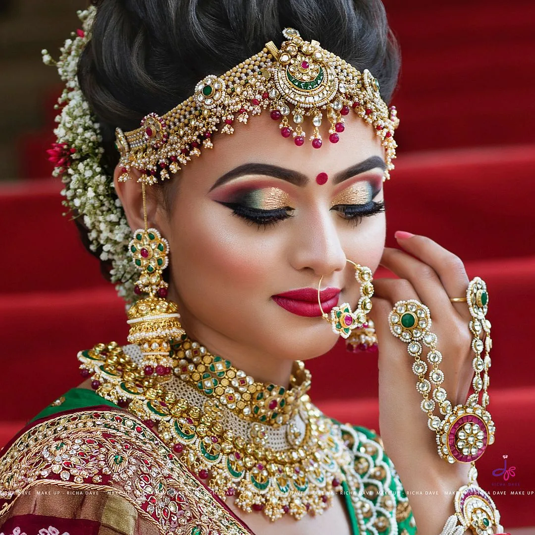 Best Academy For Makeup Artist In Delhi: Top Courses, Fees & Career Opportunities
