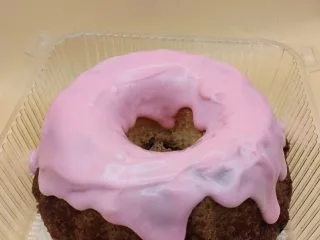 What Makes Strawberry Lemonade Pound Cake So Moist and Full of Flavor