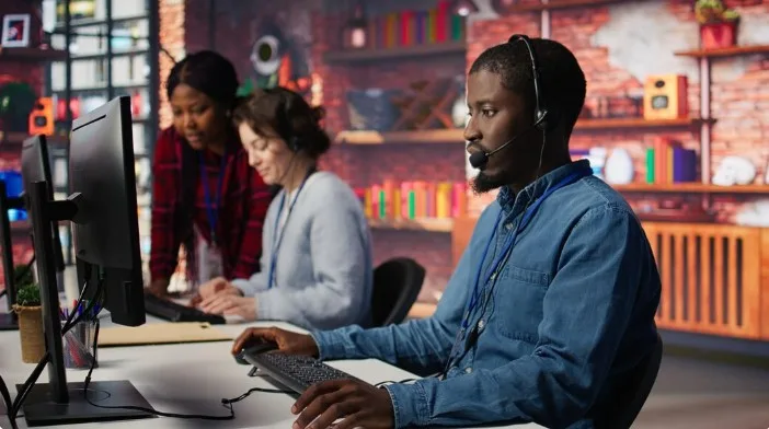 The 60-Second Expectation: Why Live Chat Is Redefining Customer Service Response Times