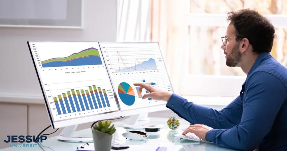 How Delhi's Evolving Business Landscape Is Driving Business Analytics Demand
