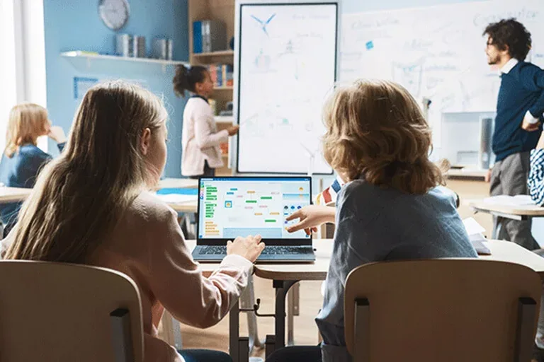 Why Data Analytics Is Becoming a Smart Career Choice in Lucknow