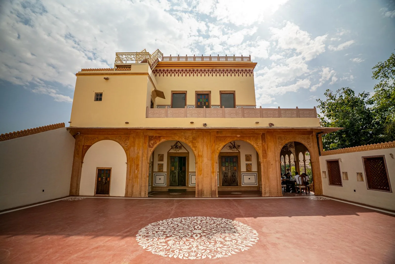 Why Rooftop Dining in Bharatpur Is Becoming a Favorite Evening Experience
