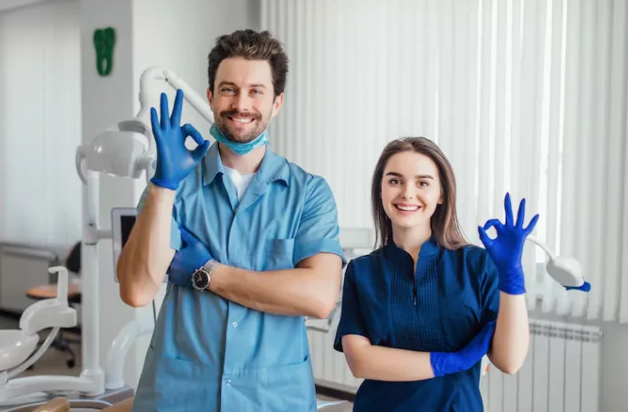 Choosing the Right Dental Assistant School for Your Career Goals