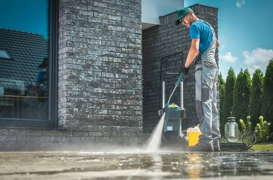 Pressure Washing Services for Homes, Driveways, and Businesses