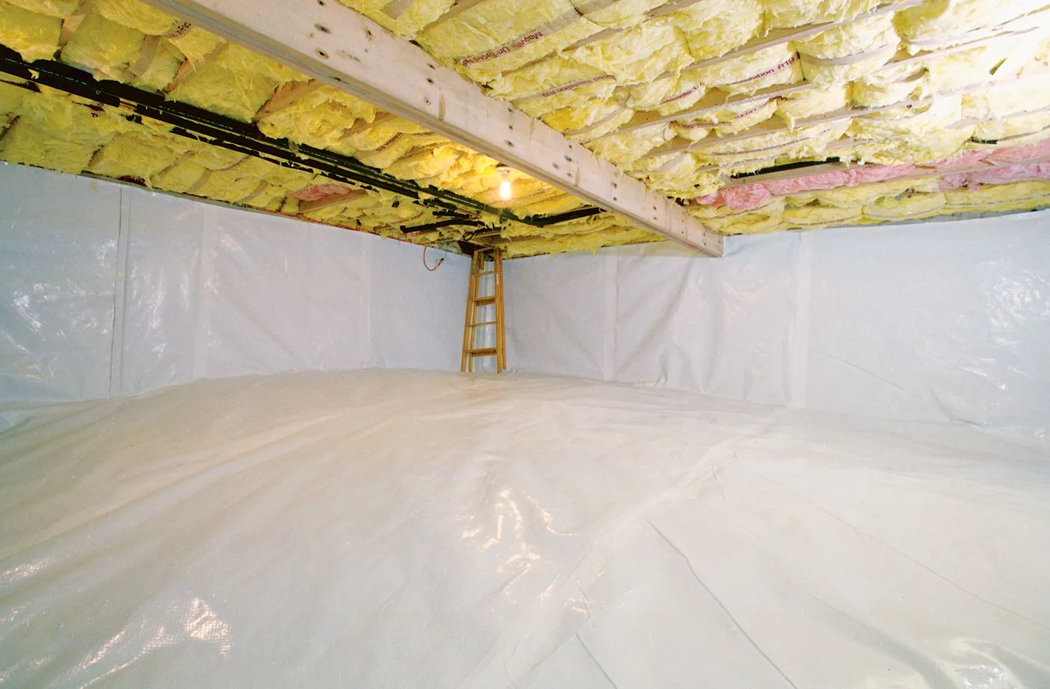 Why Do Charlotte, NC Homeowners Choose Spray Foam for Crawl Space Insulation?
