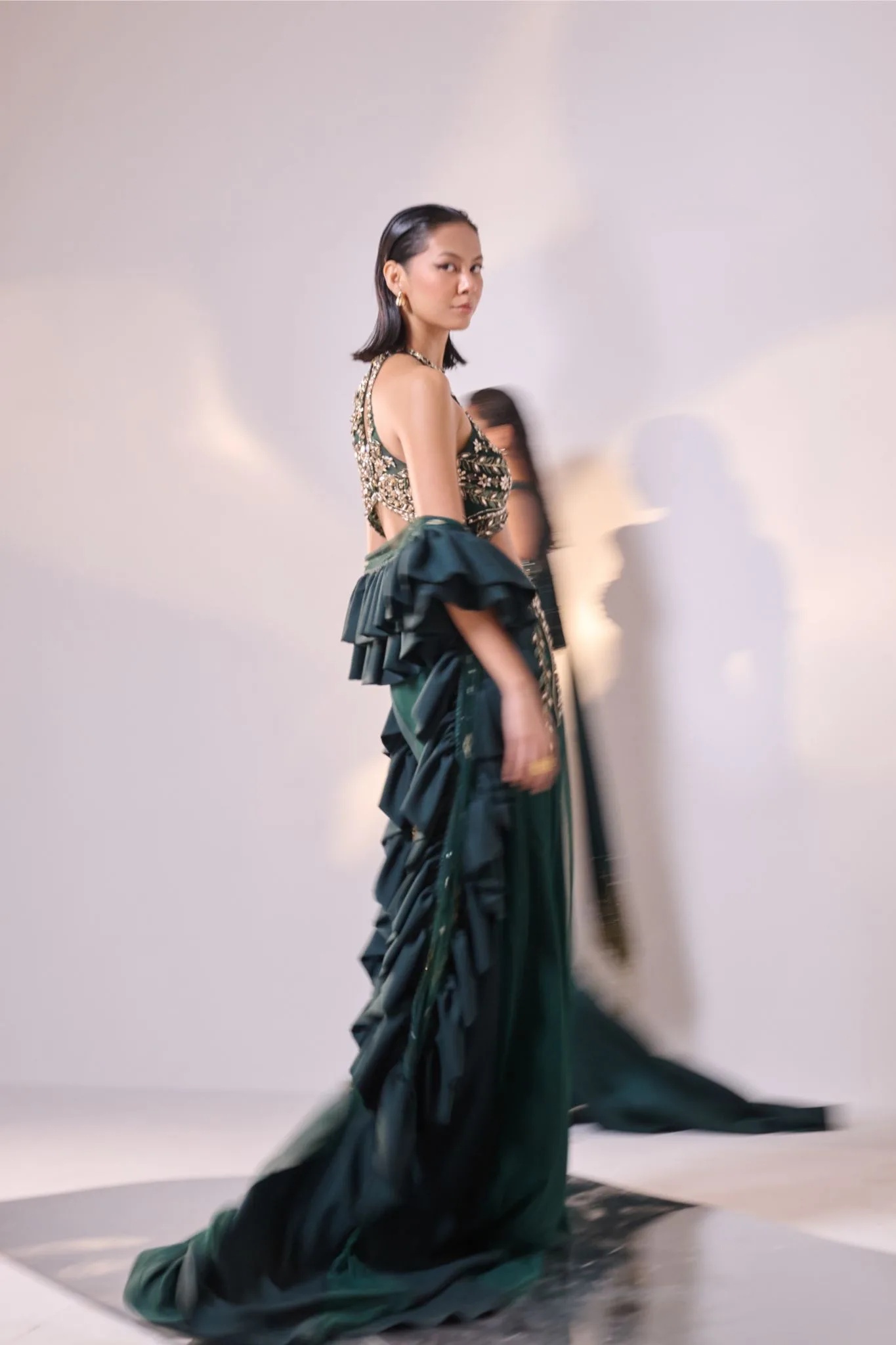 Why Designer Sarees Are a Must Have for Modern Women