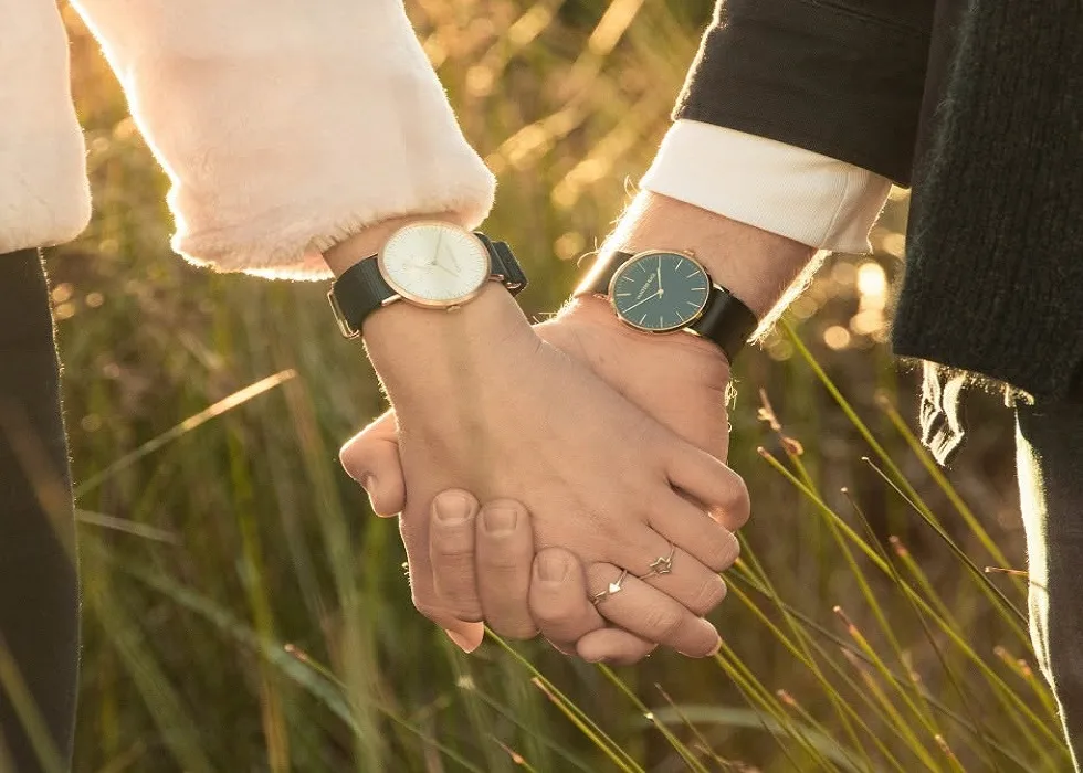 How to Choose the Perfect Diamond Luxury Watches for Women