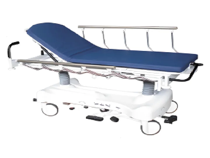 Electric Vs Manual Hospital Bed: Which Type Is Right For Your Facility?