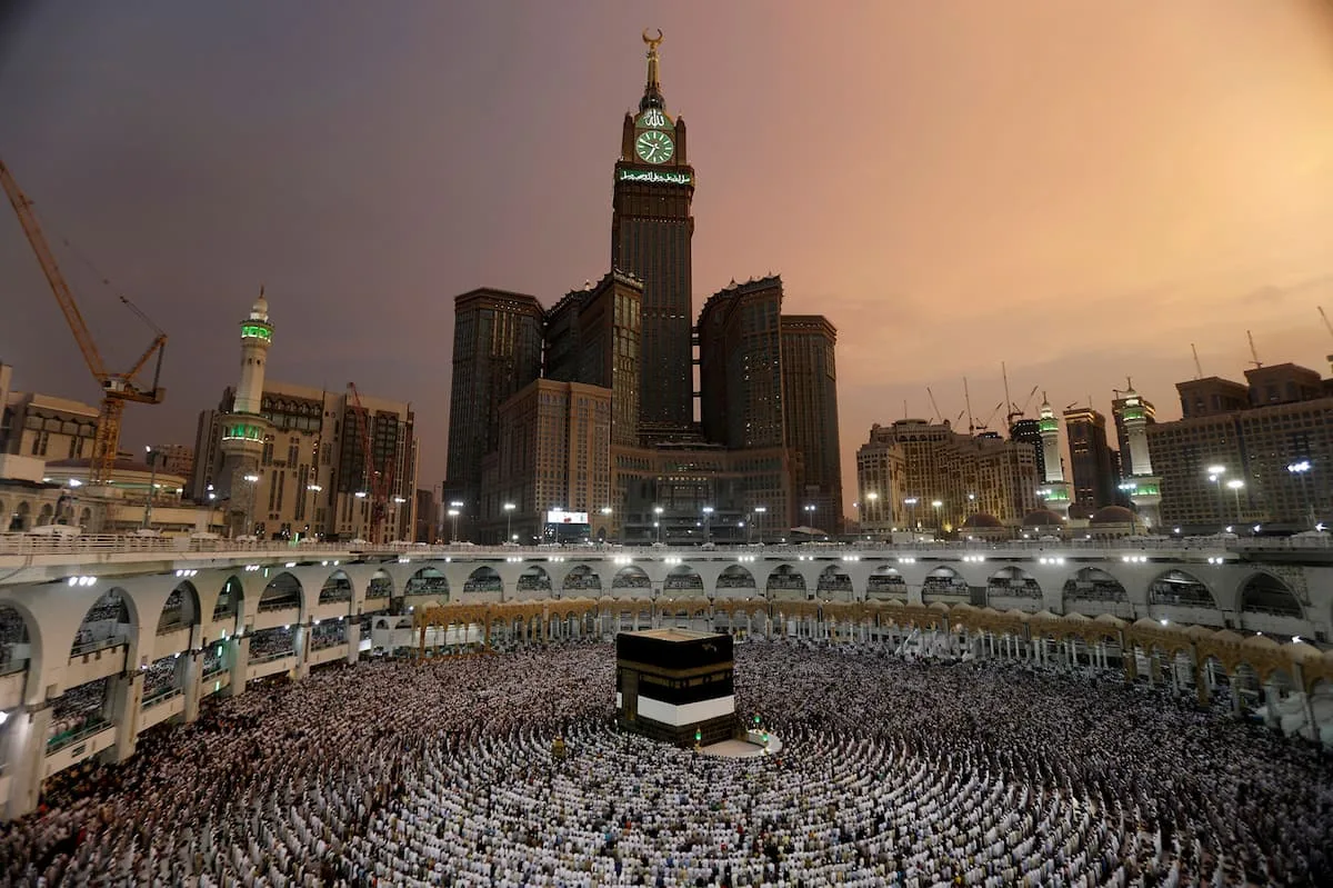 Why Choose Umrah Packages Include Flights for Your Journey?