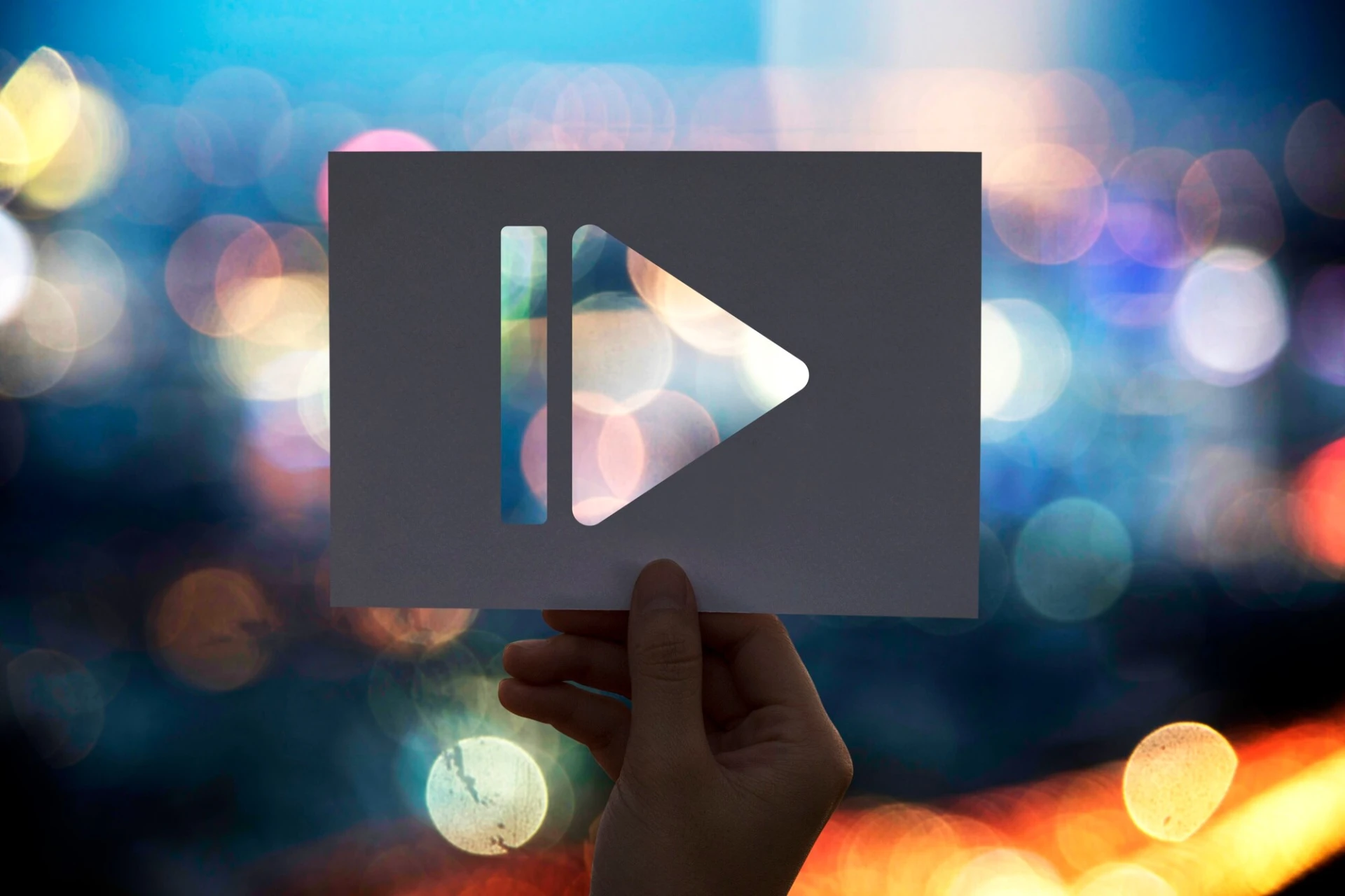 7 Best Features of a Secure Video Hosting Platform for Safe Content Sharing