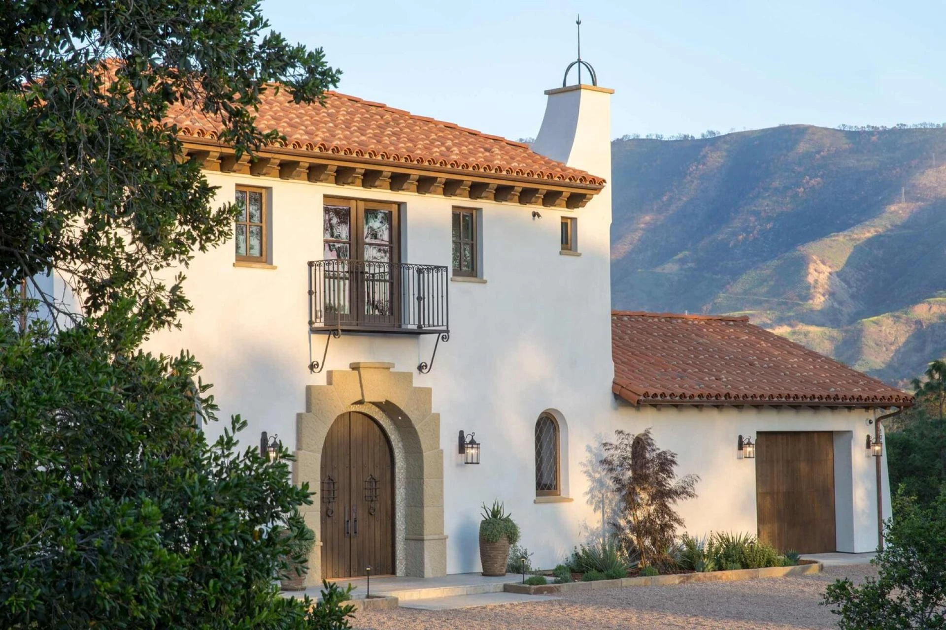 Morning Terraces in Tehama Homes: Maximizing Sunlight and Views!