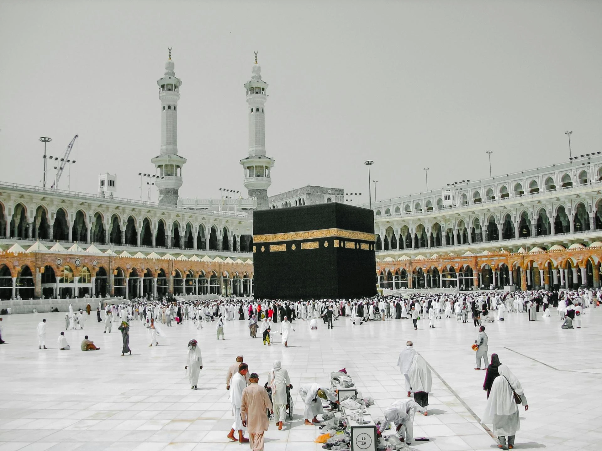 What Is The Age Limit To Perform Umrah?