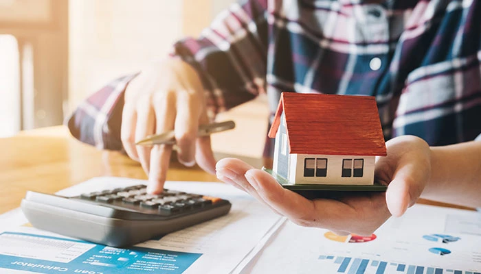 How to Refinance Your Mortgage and Save Thousands on Interest Payments?