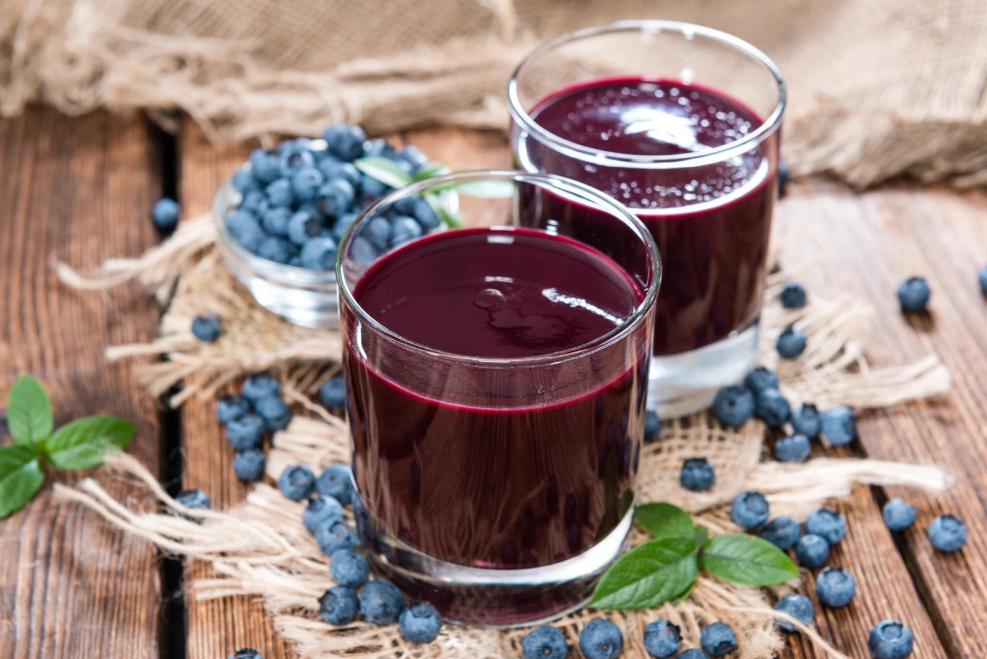 Best 10 Organic Juices to Improve Liver Detoxification - HolyIndia