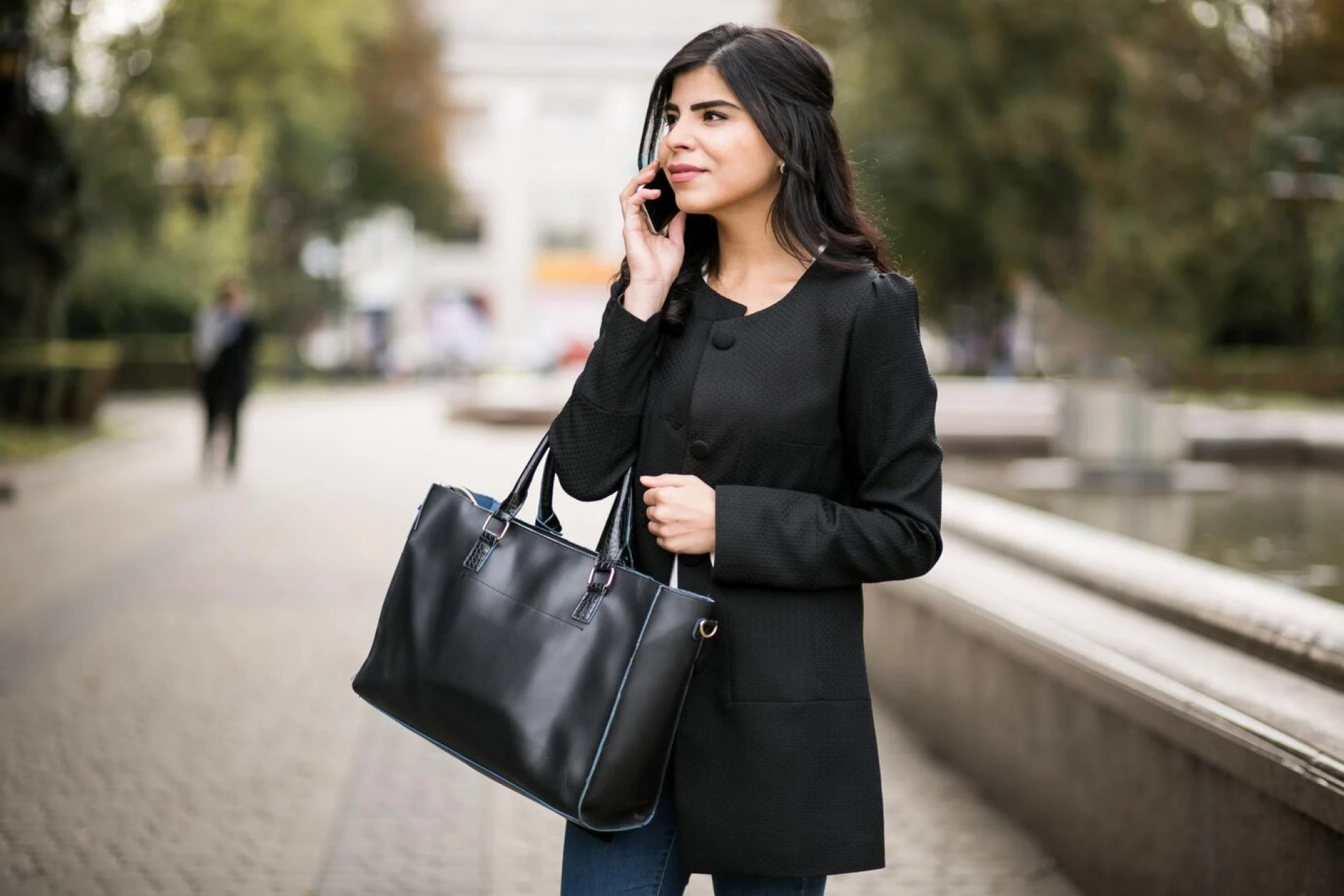 Satchel Bag vs. Tote Bag: Which One is Right for You? 