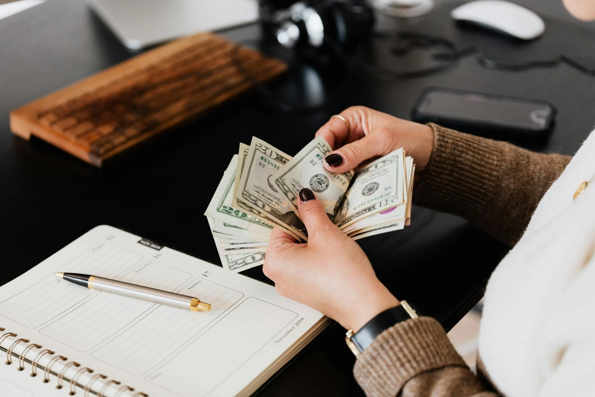 5 Hobbies That Can Turn Into Profitable Businesses
