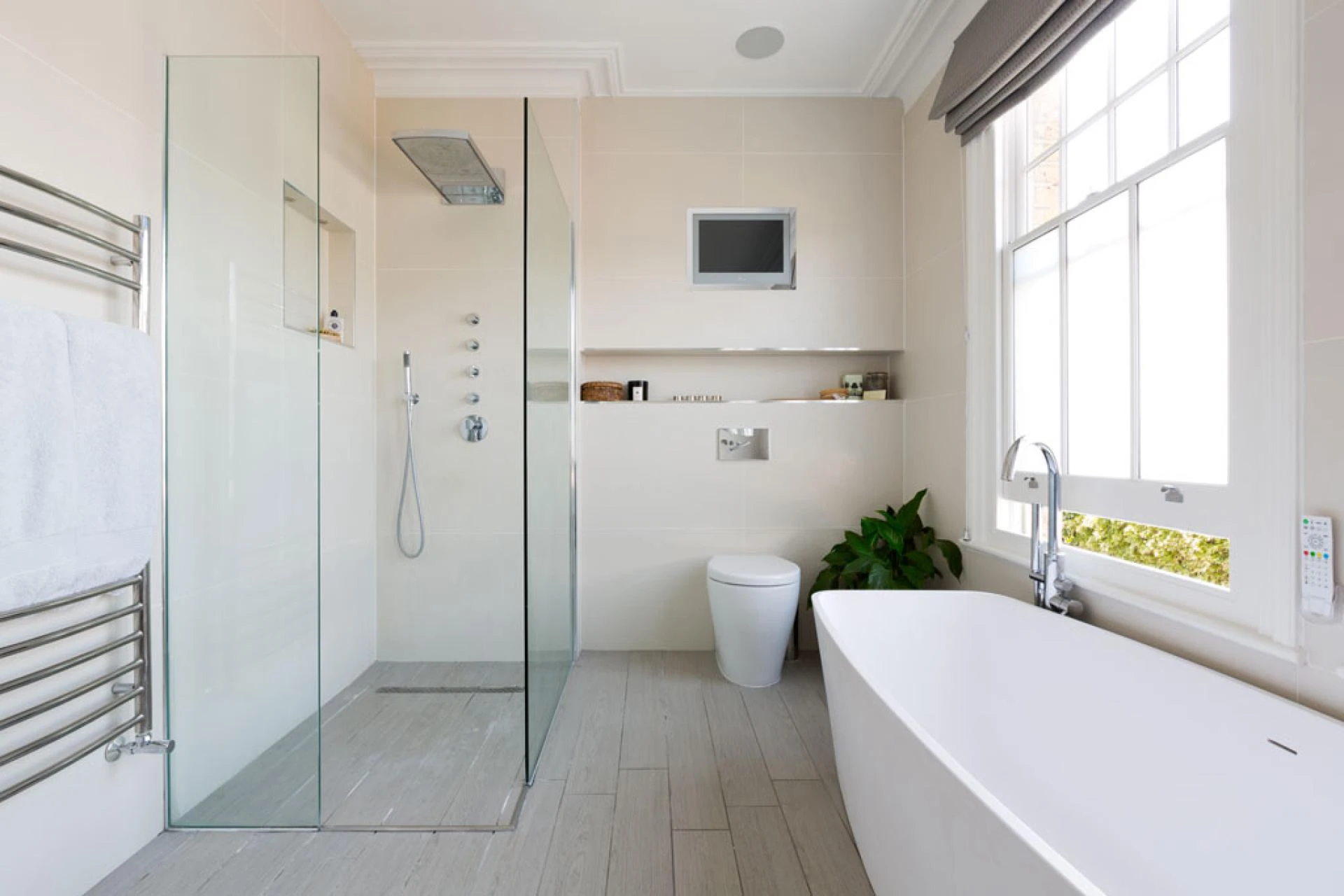 The Best Non-Toxic Alternatives for Your Bath and Shower Routine