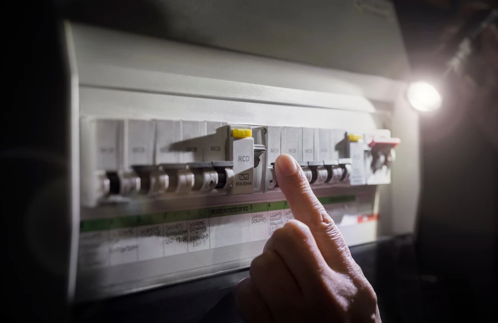 Fuse Box Upgrades in London – Why It’s Time to Replace That Old Consumer Unit