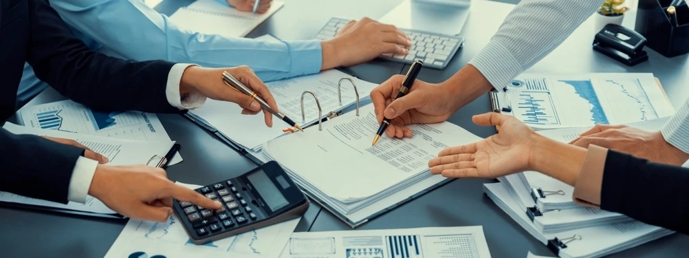 Simplify Your Business Closure with Expert Corporate Year End Services – Powered by Apex Accounting