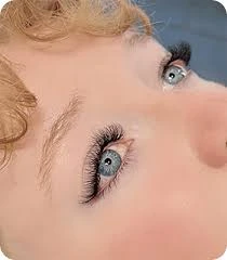 Eyebrow Lashes: The Ultimate Duo for Framing Your Face