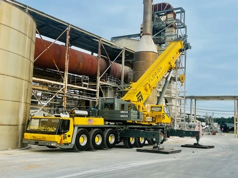 Navigating Permits and Regulations for Crane Rentals in Jacksonville
