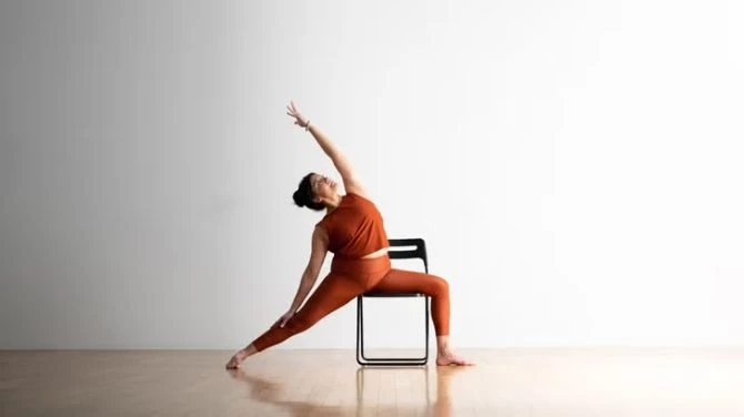 Detox Naturally: A Simple Yoga Retreat Sequence to Cleanse the Body