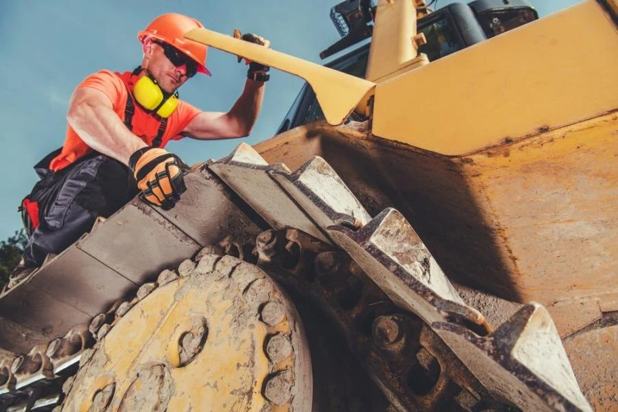 Your Ultimate Guide to Heavy Equipment Repair Resources
