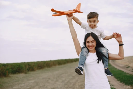 Your Ultimate Guide to Finding the Perfect Travel Nanny in Dubai